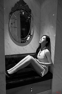 车模王可欣公主身段性感写真(8)
